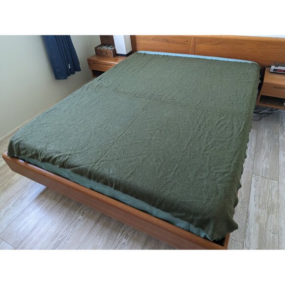 Vintage Vietnam War US army wool bed blanket Olive Green 66 x 79" Single / Twin - Picture 3 of 10